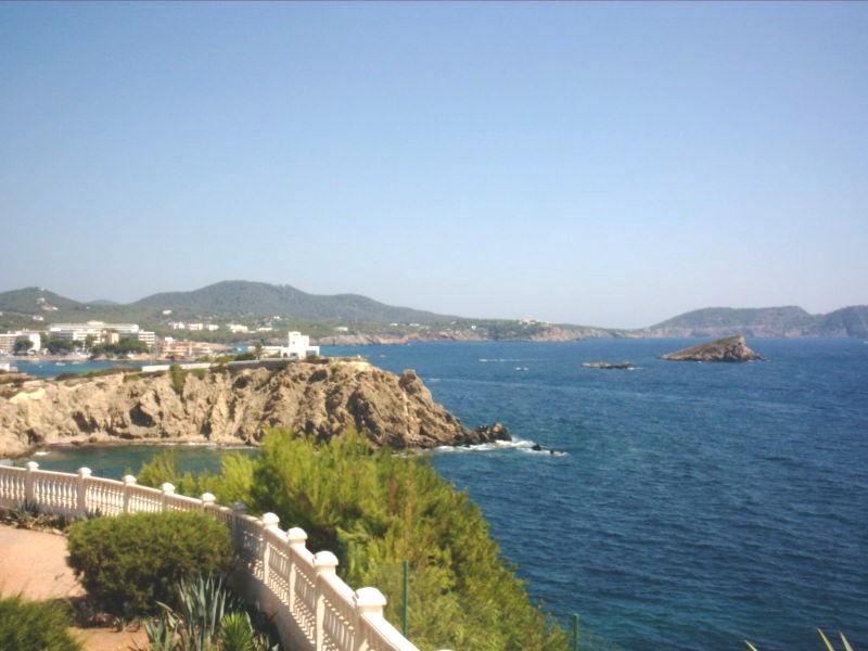 21 - Punta Arabi Coast.jpg